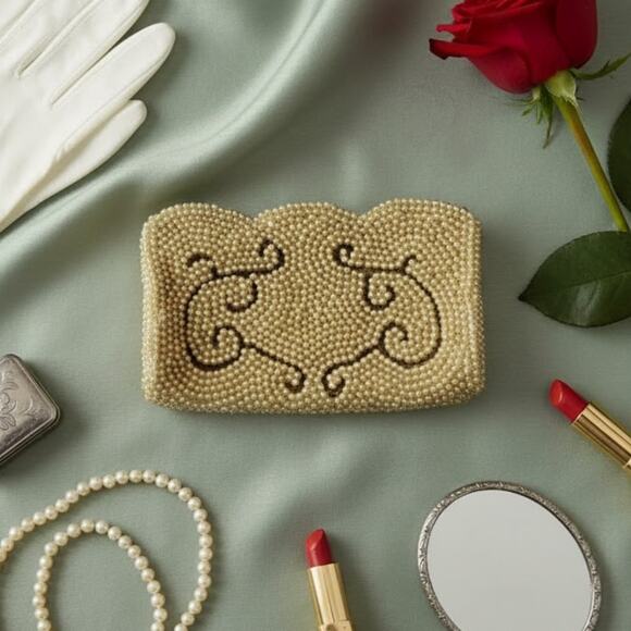 Vintage 1950s Beaded Clutch Scroll Design - Picture 1 of 13